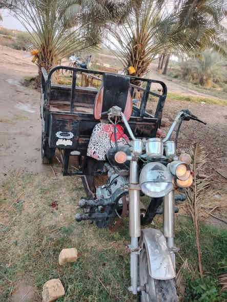 السلام عليكم شباب توجد ستوته 2016 للبيع المكان بالسماوه شويه الشاصي بخياس قدامكم الصور الستوته اصوليه واوراق وجميع كهربائياتها شغاله***********
