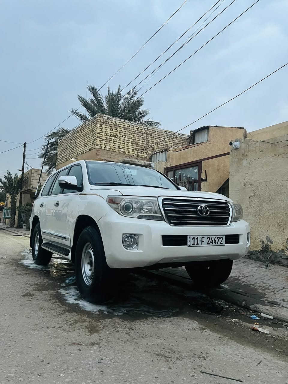 سلام عليكم
_____________________

 للبيع  لاندكروز

سنه الصنع2011

سعر 250 وبيها مجال للشراي 

التفاصيل ول موصفات

محرك6سلندر  بلادي كفاله

فول مواصفات 1/1 

بصمة ابواب وبصمة تشغيل

تشغيل عن بعد 

فتحة سقف

كشنات خزن 

كشنات جلد تدفئه تبريد بلاد

كشنات خلفيه كهرباء

منضومه زنون 

عداد ليزري

5بصمات

طفايه

جنطه كهرباء شفط

رادار امامي 

لد امامي

اشاير بلمري 

غاز بانزين سياره

ثلاجه 

حساس امامي 

حساس خلفي

كامرات 360درجه  

كير عادي سياره جديد
 محرك جديد
وحداديه جديده 
وكهربائي كلها جاهزه 

السياره مصبوغه عام 
راسلني ادزلك سوناره

سياره كلش حلوه 

ورقمها  بغداد الدولي تحويل ثاني يوم 

عنوان نجف لاشرف 

اتصال وخادمك 
***********
