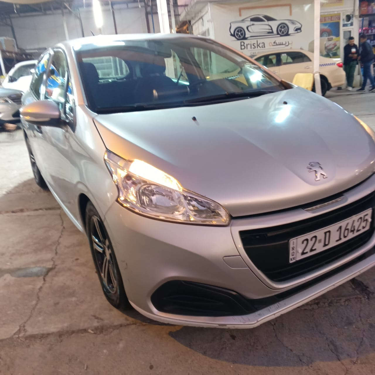 بيجو حجم ٢٠٨ موديل ٢٠١٦ فرنسي سياره جاهزه محرك وكير وحداديه تبريد وتدفئه رقم أربيل سنويه جديده ماشيه ٩٤الف بدون صبغ وحادث ويل كروم سياره اقتصاديه بل بنزين محرك ١٨٠٠ مكانه سليمانيه *********** سعر ٧٥ورقه بيه مجال للطيبين
