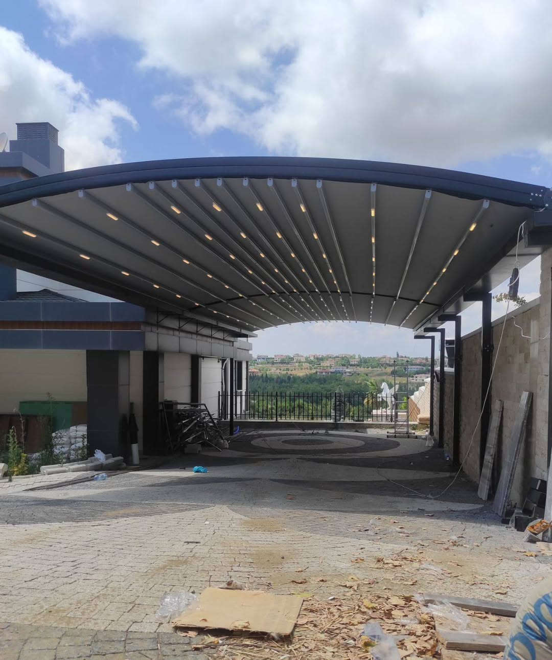 👍#ئیمه تەنها نین ، بەڵام باشترینین
#لەسەر ئەرز شێرین و ئاسمانیش بازین
#لەگەل Egyptian Pergola حەوشەکەت و باخچه بکە بە گۆشەیەکی دڵڕفێن و ئارام 
#ئێمه لێرەین تا به نوێترین دیزاین و باشترین کەرەستەی
#ژینگەی دەرەوەی ماڵەکەت بگۆڕین بۆ شوێنێکی تایبەت و ناوازە
#خزمەتگوزارییەکانمان#
#دیزاینی مۆدێرن و سەرنجڕاکێش ،
#کرەستەی کواڵێتی بەرز و دژە هەتاو و باران ،
#جێبەجێکردنی خێرا و ورد ،

#پەیوەندیمان پێوە بکەن بۆ ڕاوێژکاری خۆڕایی #
*********** واتسئاپ👍

👍&لسنا الوحيدون ولكننا الأفضل
&اسود على الأرض & نسور فى الجو
&مع Egyption pergola حول فناء منزلك وحديقتك إلى زاوية ساحرة ومريحة
#خدماتنا المقدمة #
& تصاميم عصرية وجذابة المظلات الثابتة والمتحركة
& مواد عاليه الجودة مقاومة لجميع العوامل الجوية
& سرعه فى الإنجاز
& دقة في التنفيذ 
#للاستفسار# *********** # واتساب👍
