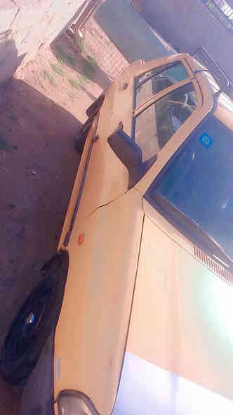 السلام عليكم سايبة موديل 2015 السيارة بيهة خيط بخار كير خير من الله سنوية بسمي سيارة حلوة لا ضربة ولا صبغ رقم انكليزي هزة جديدة وبيهة شاصي صفحة السايق مضروب باج واي استفسار حاضر السعر 31وبيهة مجال اتصل ودلل ***********العنوان جسر ديالى الوردية
