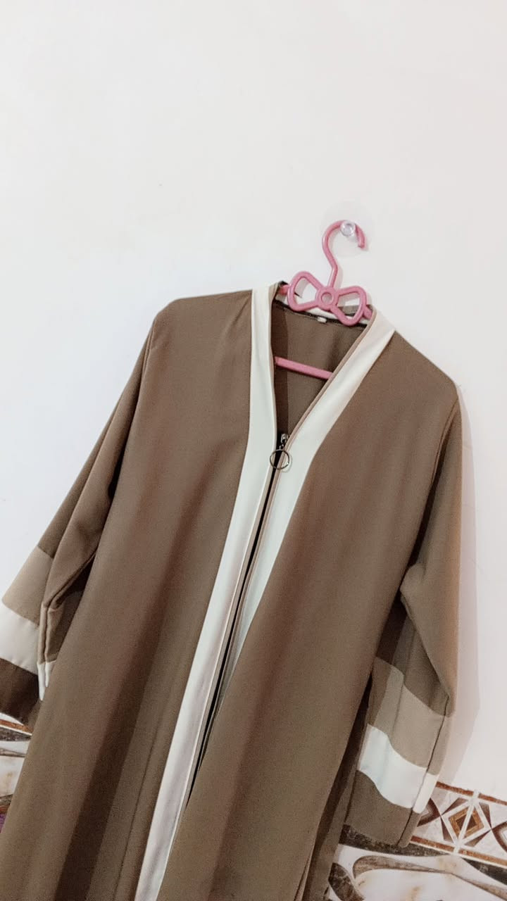 عباة خليجي سواد فاحم 🌸


**إذا كنت صاحب هذا الإعلان وتريد حذفه لأي سبب، رجاءا أرسل رسالة إلى الدعم الفني**