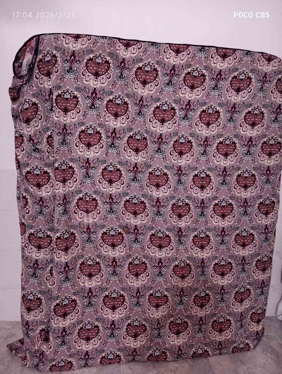 زوالي اثنين نضيفات وحده أربعة في ثلاثة وثانيه ثنين ونص في ثلاثة وكاروك نضيف جدا ودوشك هو تلبيسه مالته ***********
