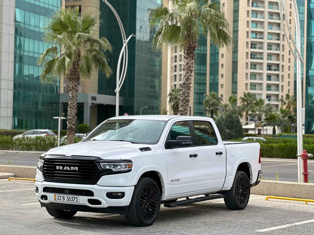 1500 RAM🔥 موديل 2025
دفع رباعي(4x4) جاهز لكل الطرق

محرك 6 سلندر توين توربو

✅ الحالة :

 بدون صبخ وكالة 

باب جبير+ بودي قصير

بك هورن (Bighorn) المرغوب

✅المواصفات : 

شاشة وسطية كبيرة حديثة 

كاميرا خلفية + حساسات 

تشغيل بصمة (stop/start) 

نظام دخول ذكي 

كير اوتوماتيك 8 سرعات 

مقاعد مريحة قماش / كهرباء 

تحكم ستيرن 

مثبت السرعة 

نظام توفير الوقود eco mode

نظام مانع الانزلاق و الثبات 

إنارة ليدLed امامي و خلفي 

✅الميزات :

محرك اقتصادي مقارنة القوة 

 سيارة نظيفة و رقم جديد ✅

السعر 355$ ورقة و بي مجال 

الموقع : اربيل

الرقم و واتس اب  : ***********
