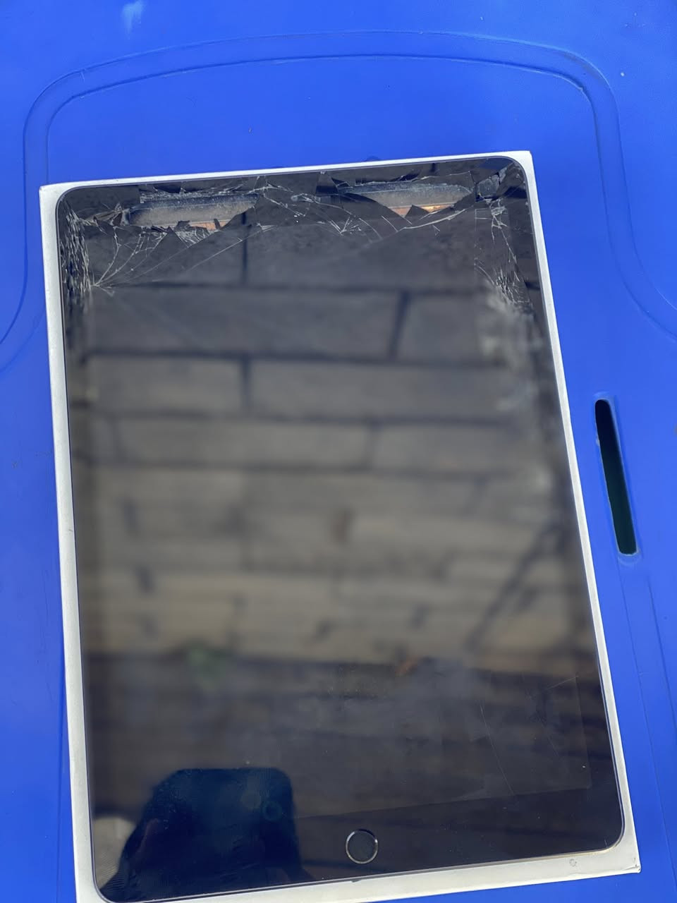 السلام عليكم 
ايبات ايفون 7ذاكره 32جهاز نضيف بس شاشه مكسوره للبيع ومراوس بتلفون للاستفسار على الخاص 
سعر110وبيه مجال


**إذا كنت صاحب هذا الإعلان وتريد حذفه لأي سبب، رجاءا أرسل رسالة إلى الدعم الفني**