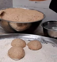 خبز شعير • متوفر