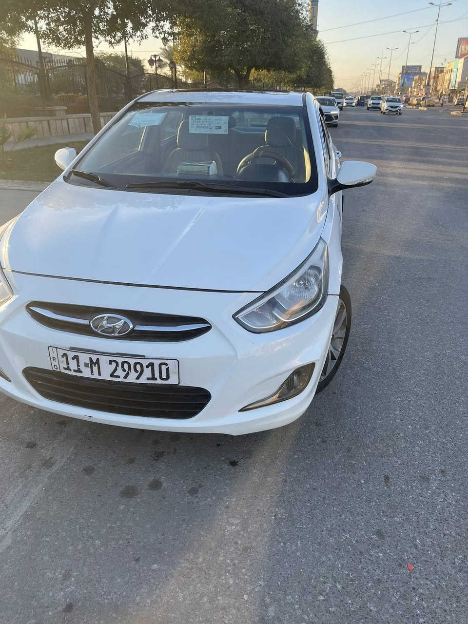 السلام عليكم اكسنت 2016بلو خليجي
مكفوله من الضربه بيها صبغ بسيط بل باب الصدر اثر بطش بدون ضربه تخم تاير جديد مكينه كير جديد صدر فتحه شاشه تحكم استيرن اشاير بل مري سعرها 108وبيها مجال بسيط

مكاني بغداد رقمي ***********
