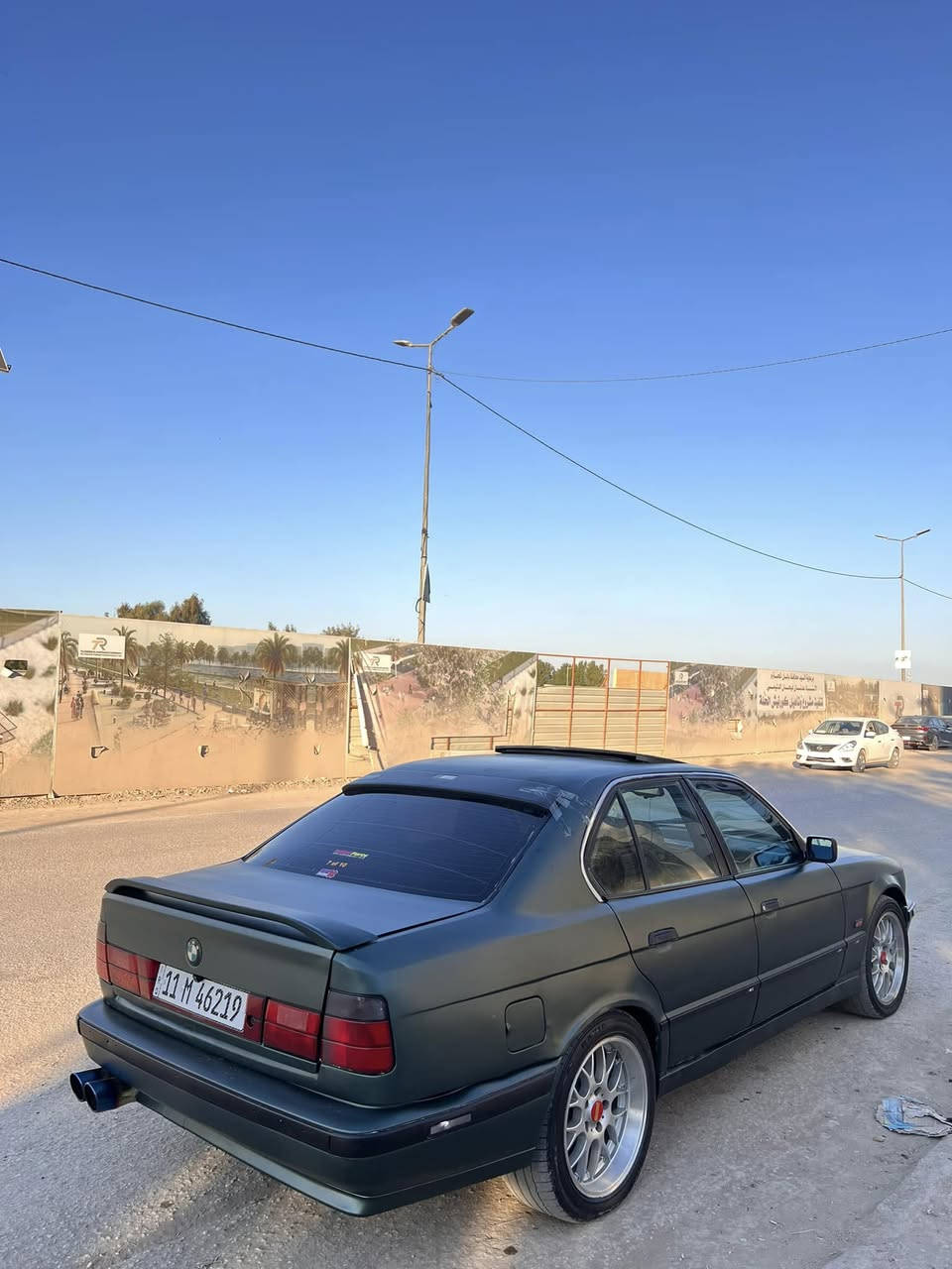 525 Bmw 
موديل ١٩٩١ مكينه ٢٥ مسكر عدل اصل كير اوتو
فتحه بجم عريض دعاميات m 
ويل كرن الغزال 
غرفه جديده كامله شاده قبل فتره 
دشبول بدل ايرباك دبل جكمجه كشنات كارتير كهرباء داخل صاج
كهربائيات كله كامله 
رقم بغداد انكليزي بأسمي وهزه جديده 
مكان السياره الحله شارع الكورنيش
***********
