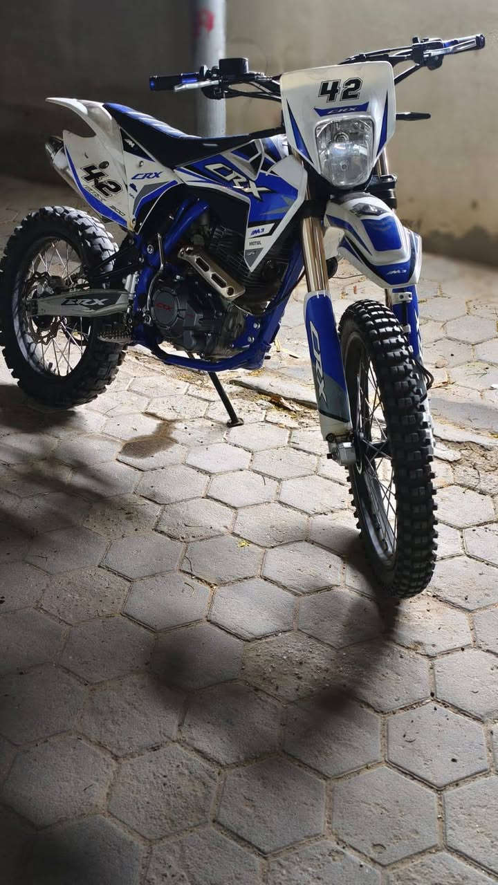 سلام عليكم دراجه للبيع {للبيع} قفاز CRX محرك 300cc وكيله ابن كركوك دراجه برغي ماعايزه مديل 2025 مكاني نجف حي جزيره سعر {  1600 } وبيه مجال


**إذا كنت صاحب هذا الإعلان وتريد حذفه لأي سبب، رجاءا أرسل رسالة إلى الدعم الفني**