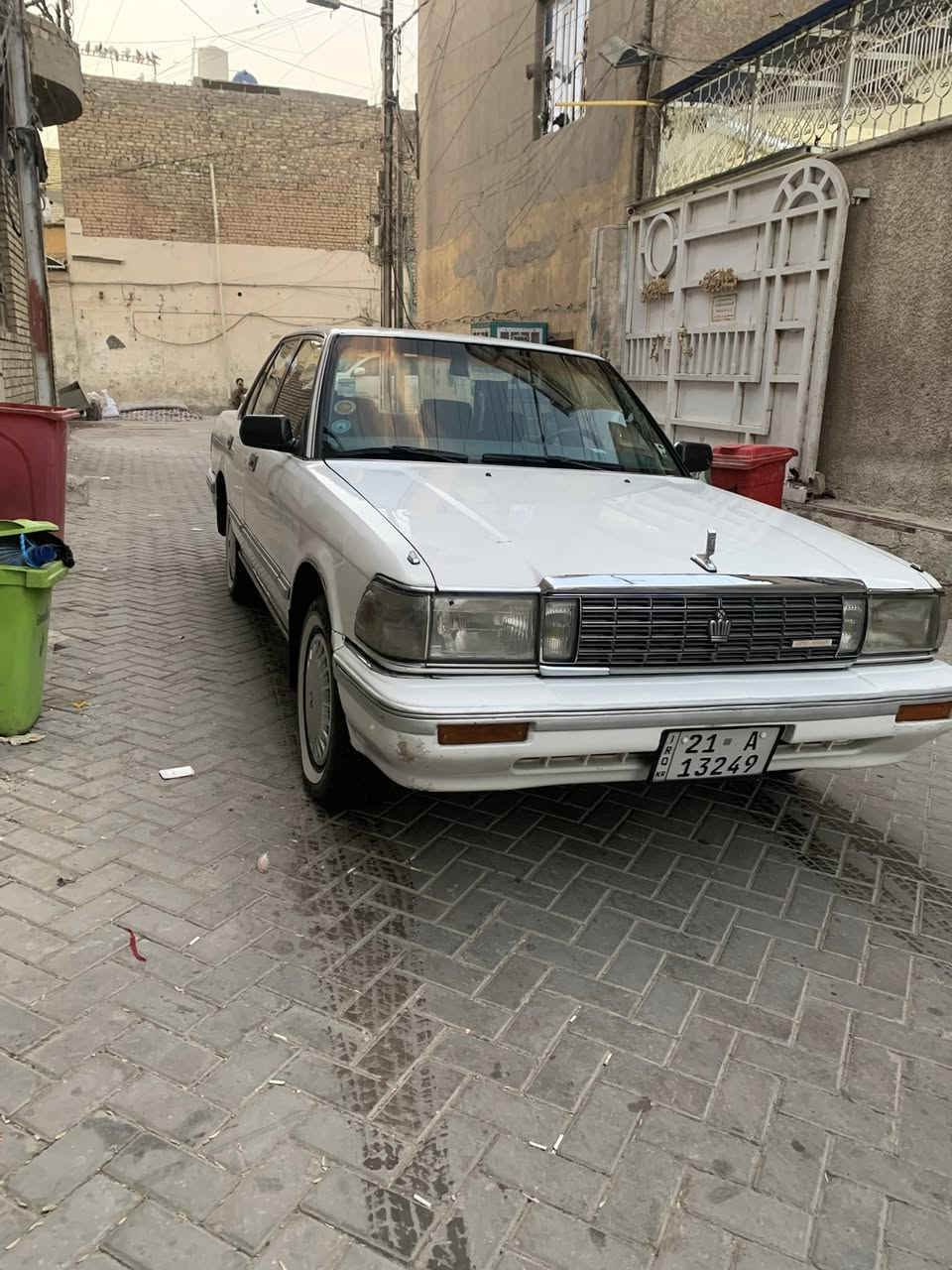 سلام عليكم سوبر سيدان 1989 سياره جاهزه من كل شي حداديه جديده تخم تاير جدد مكينه لاتنقيص ولاتبخير كير واكسل كله كفاله كهربائيات كله شغاله تبريد قطعتين وتدفئه ثلاجه خلفيه شغاله دواخل شوفت عينك بيه صبغ بس بل جاملغ خلفي اثر طخه صفحه ليمنه رقم اسليمانيه بسمي سنويه ل27 سعر 78 وبيه مجال ***********مكان بغداد
