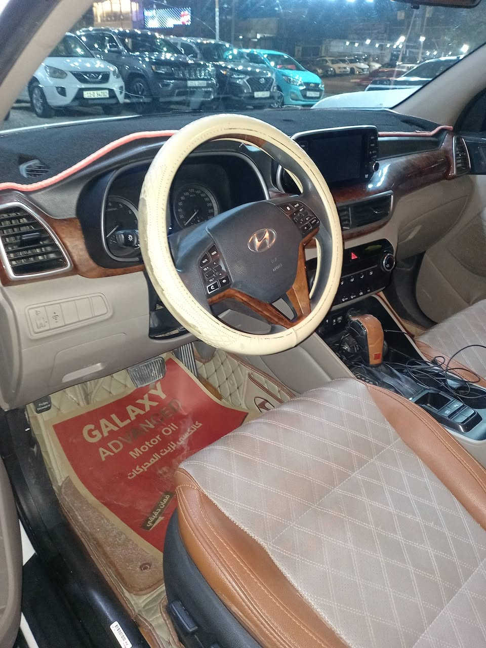 السلام عليكم 
توسان خليجي 19فول عدا الفتحة كفالة عامة رقم كربلاء السيارة ماشية 90حقيقي السعر 200وبيهة مجال للشراي رقمي ***********
***********
