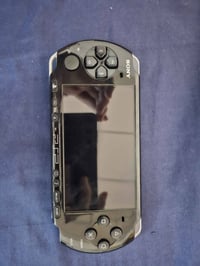 PSP 3000 • ميموري 16 غيغا • نظافة 90%