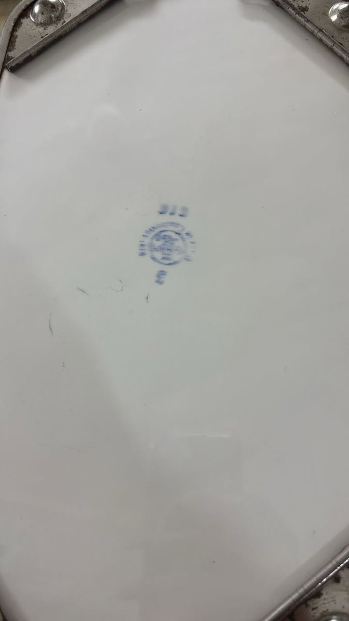 سيت كيك بولوني بورسلين بولندي كامل مختوم+صينية رسم يدوي روسية بورسلين و فضة
السعر خاص
***********
