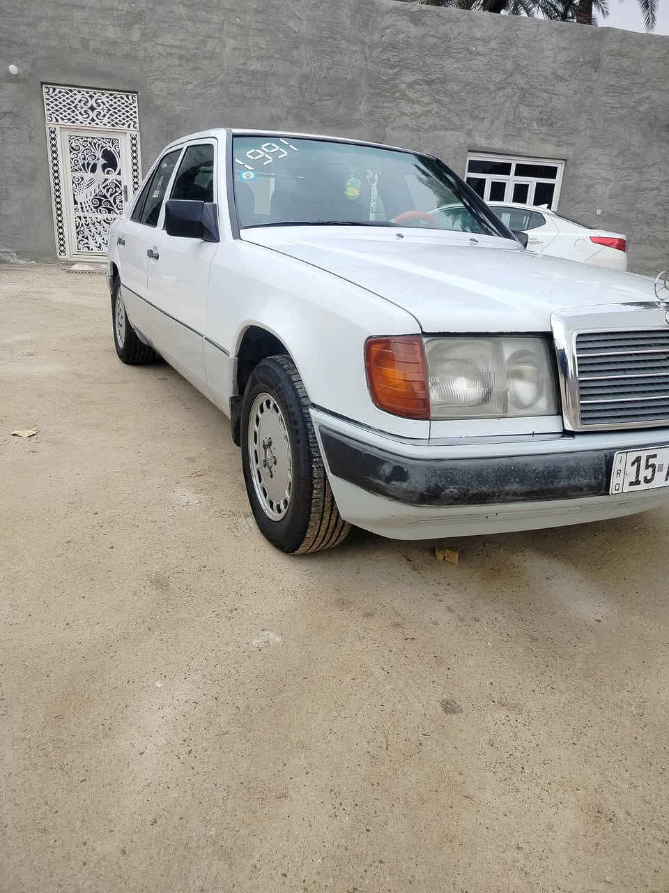 مارسدس دب للبيع موديل 88 محدثه 91 سنويه الحد 28 فتحت سقف محرك بلادي 4سلندر عنكبوت لا تنقيص ولا تبخير منضومت بانزين جديده غواعد دبلات سليمه تخم تأير تبريد شغال مكانها عامريه الفلوجه السعر 53وبيها مجال لشراي رقم التلفون ***********
