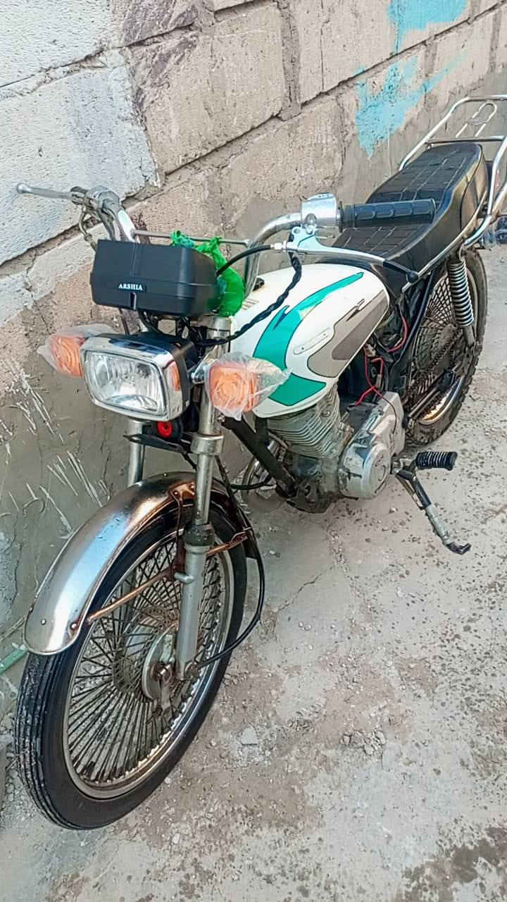 شباب دراجه للبيع اسكنر موديل 20  سعره خاص شراي يتصل ***********
