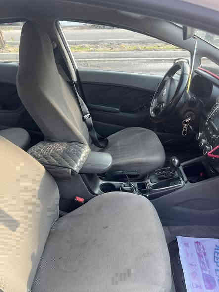 فورتي ٢٠١٧ محرك ٢٠٠٠ حادثها نص جاملغ وباب الصدر 
الصدر تعبان مالتها بأسمي شخصيا عنواني ابي غريب شارع الزيتون ***********
سعرها ١٢٥
