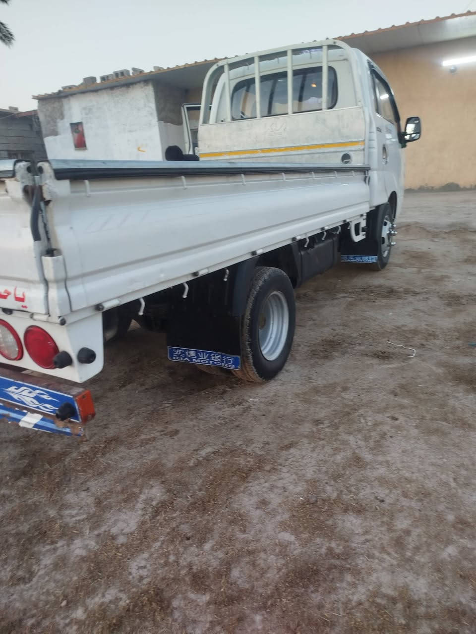 السلام عليكم كيا فحل موديل 21 م    مفول كفاله عامه   السعر 165                   0431668 770 0
