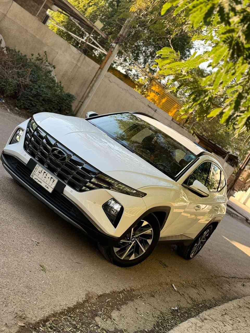 السلام عليكم .السعر(208$)
توسان  2024 خليجي رقم بغداد بيها ضربة بالباب الخلفي موضح بالصور والباقي مكفول من الصبغ والبارد.
ماشية 17الف كيلو متر
مواصفات فول عدا البانوراما ‎
تشغيل عن بعد  ‎
بصمه + بصمه ابواب
هاند بريك بصمه 
اشارة ترحيب
كامره دواره
كشنات مخمل 
‏‎دشبول شاشه 
مري شفط
تحكمات استيرن
‏‎تبريد قطعتين 
‏‎حساس امامي
‏‎حساس خلفي 
‏‎درايف مود 
‏‎شاحن موبايل 
‏‎مقاعد امامية كهرباء 
‏‎بردات أبواب خلفية 
للاستفسار:***********/واسط كوت مركز المدينة
