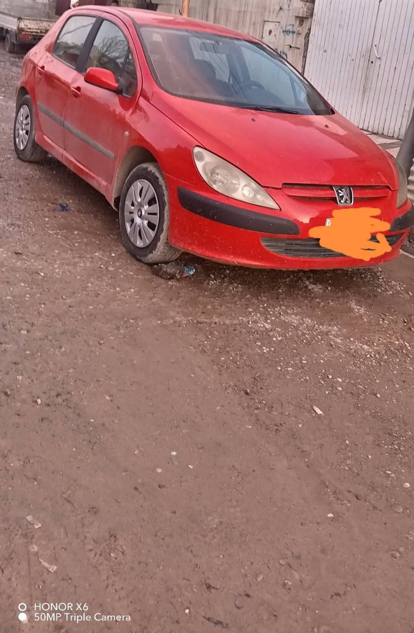 للبيع او معارضه مع اوتوماتيك
 بيجو 307  2005
كير عادي 
السعر 35 وبي مجال
شرط كير ومحرك 
رقم الماني مشروع وطني نينوى 
ضررها تاكيه تدفئة وتبريد شغالة 
شرط التحويل 
***********
***********
