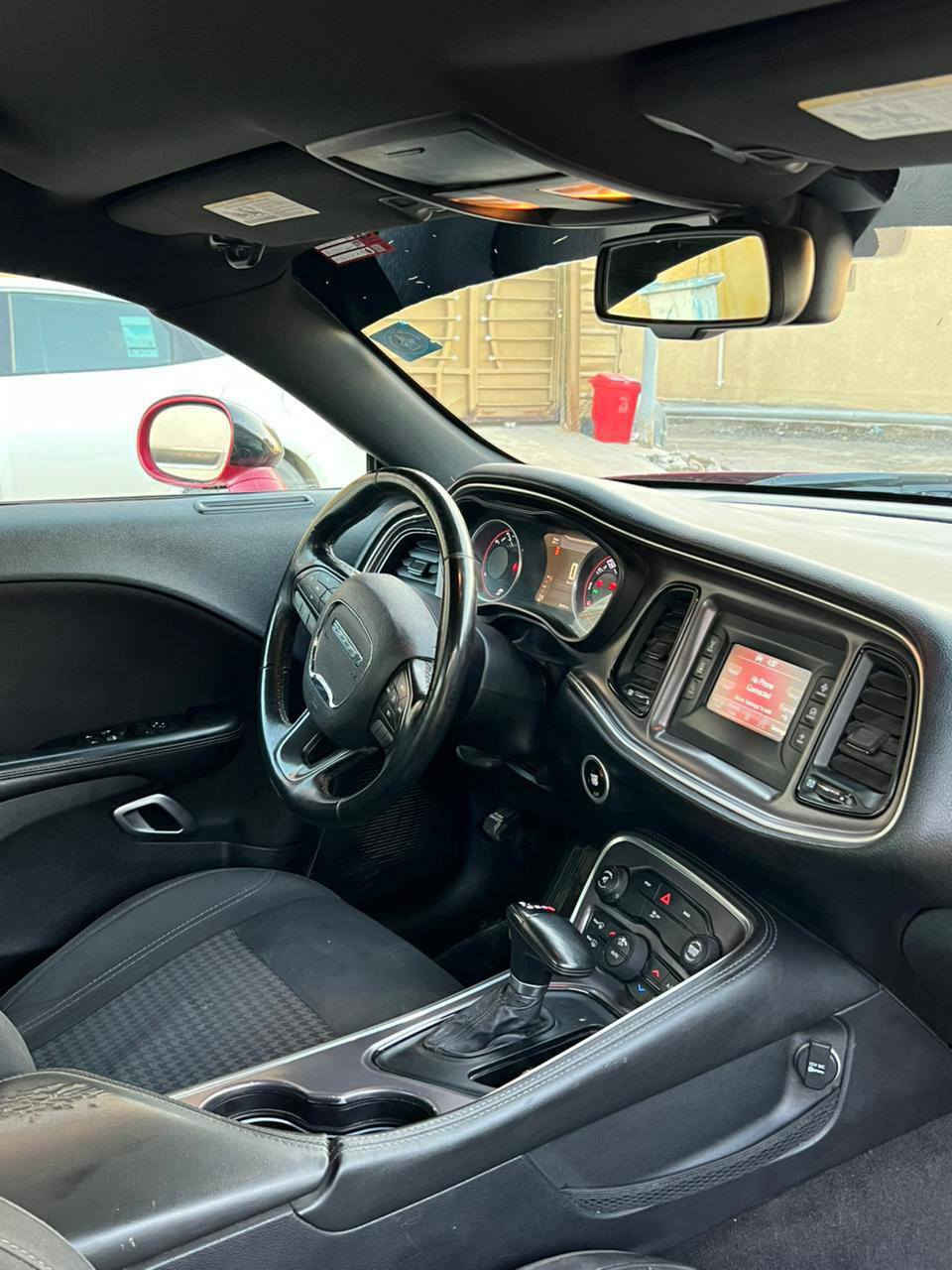 جالنجر ٢٠١٦ احمر طماطي
مواصفات اعتياديه
ماشيه ٨٥ الف اي كلوب ممشتغل بلدشبول 
سيارة جاهزه مجهزه
صدر اكسل كير مكينه تبريد كهربائيات تايرات باتري كله جديد ومكفول 
حادث جاملغ وبنيد وبامريكا كلير فقط باب سايق وجاملغ
 السياره بيها ملاحظات بسيطه بلكشر
ايرباك دركه فقط 
مراوس او بيع 
١٤٧ بغداد رقم مميز باسمي


**إذا كنت صاحب هذا الإعلان وتريد حذفه لأي سبب، رجاءا أرسل رسالة إلى الدعم الفني**