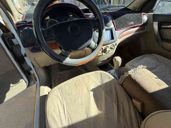 افيو 2011وارد أمريكي مسكر جاملغ صبغ .كير محرك مكفول رقم أنبار شرط تحويل ثاني يوم السعر47وبي مجال بسيط للإستفسار***********
