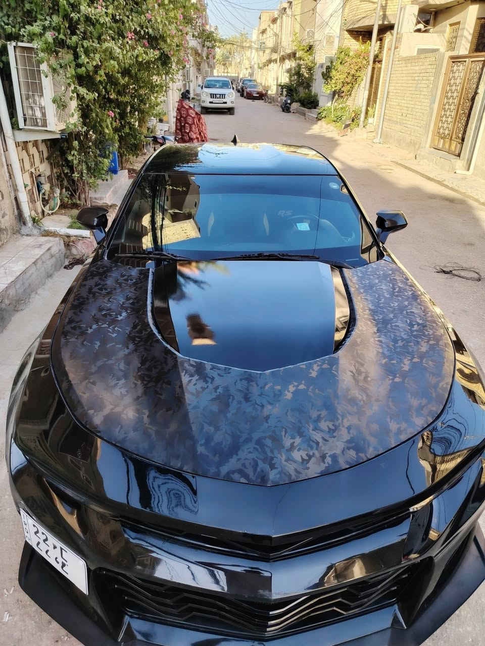 السلام عليكم 
للبيع فقط كمارو 2017 RS V6 6 سلندر

*الموقع*: كربلاء 
*السعر*: 110 ورقة وبيها مجال للطيبين 

*المواصفات والاضافات:*
1.  *شكل ZL1 كامل*: بونيد ZL1، دعامية ZL1 اصلي، دفيوزر ZL1، سبايدر خلفي
2.  *تغليف البونيد*: مغلف وشم حراري اصلي
3.  *تضليل وعزل*: جامه خلفية 100% + عازل حراري اصلي على كل الجام
4.  *كزوز*: رياضي على ريمونت فتح وتسد
5.  *داخل*: كشنات كنتاره اسود واصفر، كفر مرايه، مثلثات جامه
6.  *الحادث*: جاملغين وبونيد فقط، دواخل مكفولة 100%
7.  *الحالة*: السيارة كاملة على اخر حباية برغي، نقص ماكو

*للاستفسار*: ***********
