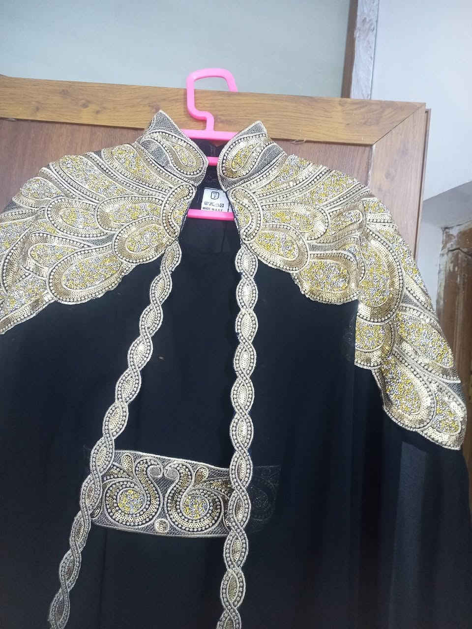السلام عليكم عندي فساتين للبيع الماروني ماخذتة من بيج ليرة فاشن ب٦٥ قياس ٤٤ اريدة ب٢٥ والاسود بشت وبينصل قياس اكسين لارج اخذتة ب٥٥اريدة ب٣٥ امانة جديدات استخدام مرتين فقط


**إذا كنت صاحب هذا الإعلان وتريد حذفه لأي سبب، رجاءا أرسل رسالة إلى الدعم الفني**