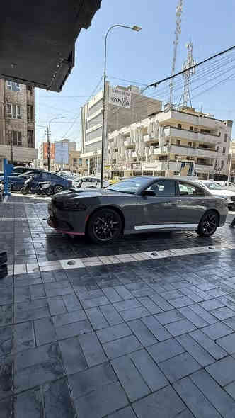 جارجر جي تي 2023 اخر اصدار ( خـليـجـي )
الضمان : 3 سنوات او 60 الف كيلو متر . 
المحرك : V6.  3.6L .
ماشي 30 الف كيلو
السيارة مكفولة
المواصفات :
* جناح خلفي اسود. 
* ويل قياس 20 انچ اسود . 
* مقود القيادة رياضي . 
* مقاعد رياضية من الشاموا الأسود.
* نقطة عمياء . 
* مصابيح أمامية زنون . 
* كشافات الضباب زنون . 
* المصابيح الأمامية مع LED . 
* حساسات خلفية. 
* شاشه كبيرة مع نظام ملاحة نفكيشن GPS . 
* سستم صوت الپاين .
* فتحة سقف (سلايد) . 
* المقاعد الأمامية كهربائية . 
* ذاكرة لحفظ وضعيات الجلوس (ميموري) . 
* مقاعد أمامية تبريد وتدفئة  . 
* تشغيل عن بعد . 
* المقود كهربائي . 
* تدفئة مقود القيادة . 
* محدد سرعة . 
* تلفون بلوتوث . 
* كاميرا خلفية .
* مرايا متحسسة للاضاءة العالية .
* كير شفتر بالستيرن . 
* رادار جانبي في المرآة. 
* دخول ذكي (بصمة) .
* ⁠داخلية السيارة كربون فايبر بلادي

مكاني بغداد - زيونة 
***********
