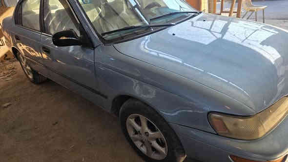 السلام عليكم كورلا 93 مكفولة كفالة عامة يسرة بلادي تخم تاير حدادية جديدة تبريد ثلج سيارة ماتصرف عليهه ربع تراي وين متريد 75 قفل
***********
