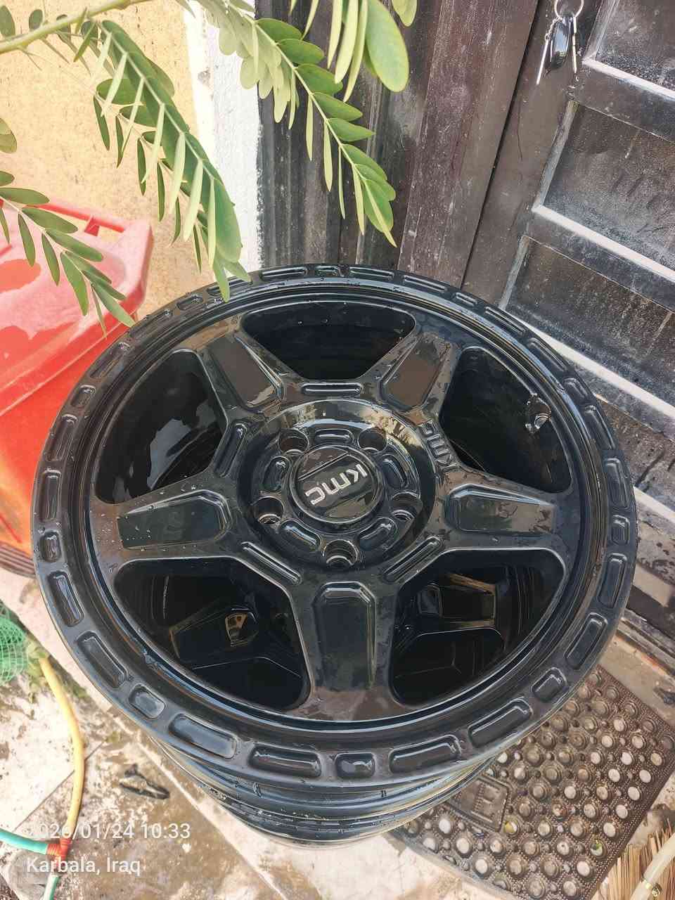 ويل حجم 16 ماركة KMC
5 استد اخو الجديد
مكفول لا عواج ولا طخة اخو الجديد

السعر 525 الف 
المكان كربلاء 

***********
