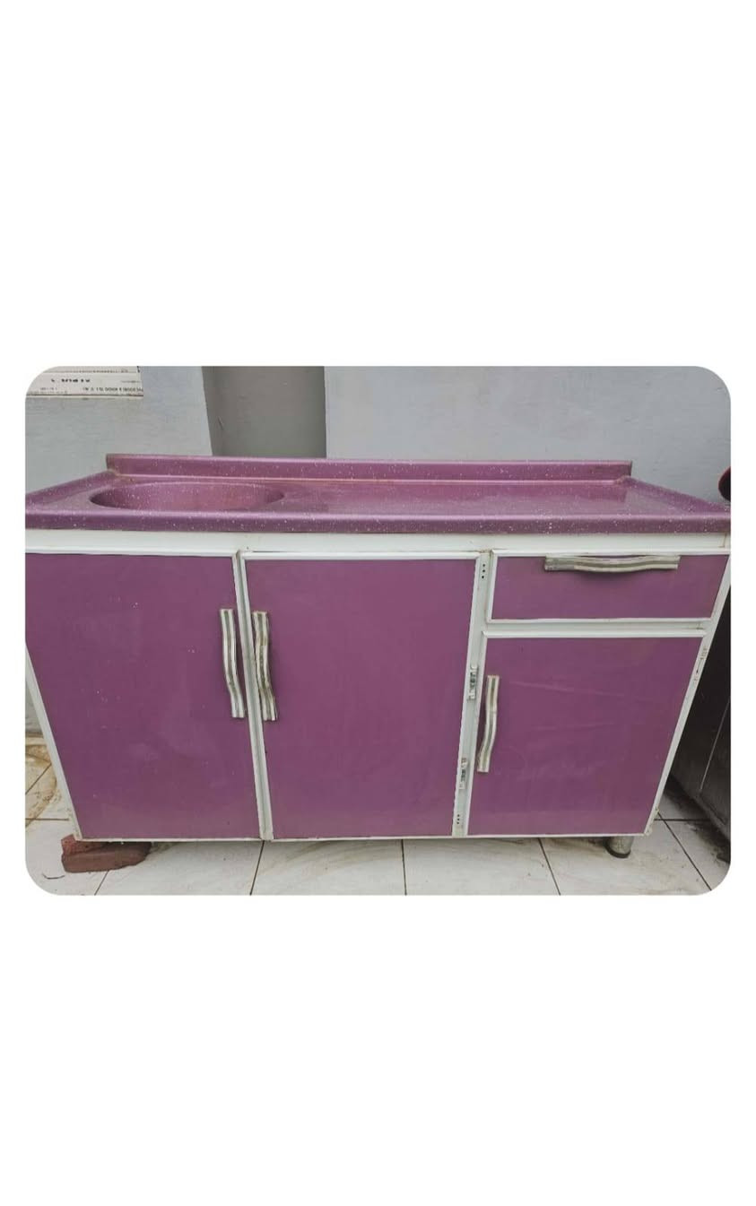 انواع الغراض المنزلية نجف حي الحسين خلف مطعم العزاءم مقابل هيئة الحج والعمره القديمه  ***********
