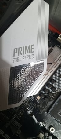 تجميعة كمبيوتر • تجميعة قيمنك • معالج i3 الجيل الثامن • مذربورد Asus Z...