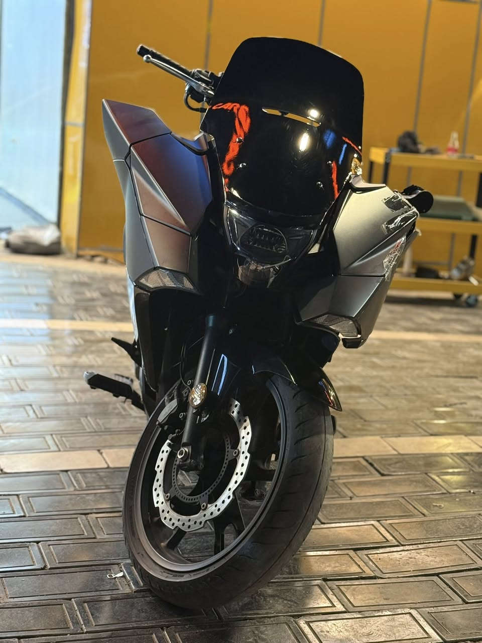 هوندا 2016  للبيع او مراوس ً
Nm4 750 cc باتمان
اوتماتيك.  
ماشية 9الالف فقط. 
جديدة كلش.  
بغداد القادسية
@إشارة#العراق 
***********

