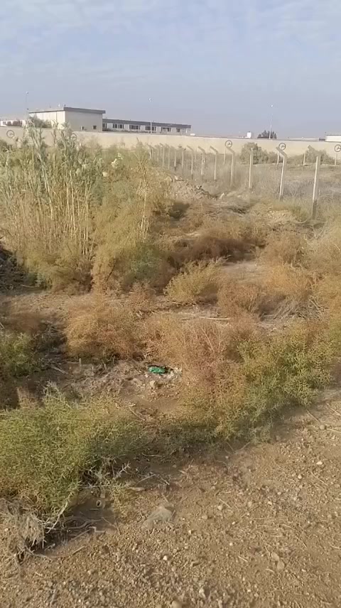 السلام عليكم
قطعة ارض طابو زرعي ٢٥
المساحه ٨٨٠
المكان حي المتنبي مجاوره اسالة الماء
السعر ٢٣ وبيه مجال بسيط
للاستفسار الاتصال
***********
***********
