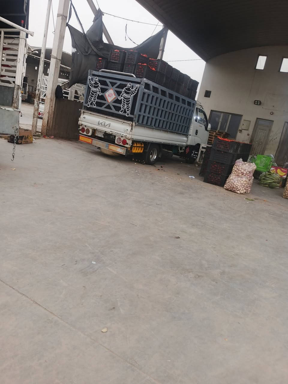 سلام عليكم للبيع فحل موديل 18 سياره جهازه تانكي 120 لتر دعاميه صندوك عده ستيل محجر تحويره ستد 27 سنويه ال 2028 ورقم بابل الماني مداور ثاني يوم مكان سياره سماوه ***********
