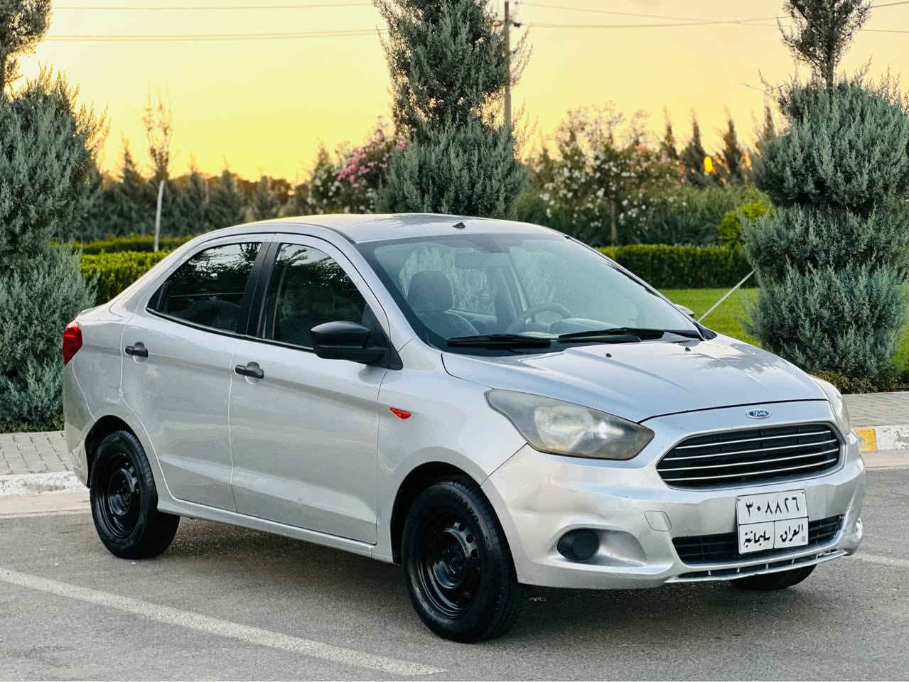 Ford Figo 2016 📦

فۆرد فیگۆ ٢٠١٦ 
سەیارەکە بێ بۆیاخە 
گێڕ و مەکینە و کارەباییات بە شەرت 
مەکینەی نەکراوەتەوە 
گێڕی نەکراوەتەوە و تەپەی گێڕی نییە 
سەیارەکە زۆر نموونەیە و ماڵی دۆستە 
تەقە و ڕەقەی نییە 
سەنەوی بەسەر نەچووە 
تایەی تازەیە 
تەبرید و هەموو شتێکی بە شەرت 

سعر : 70$ 

📞 *********** السليمانية, العراق
