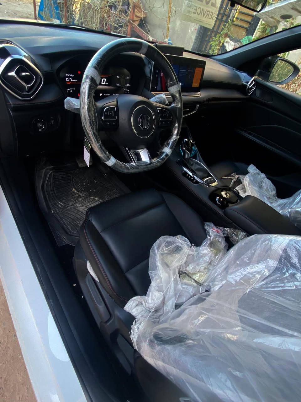 السلام عليكم
MG,GT.1800
2025"
ماشية 7 الاف
فول مواصفات للاخير
كامرة 360
 فتحة سقف
 صندوق كهرباء
بصمة دخول ذكي
 شاشة كبيرة
حساسات خلفي امامي
مري شفط
تبريد قطعتين
كير 8 نمر 
كشنات جلد
وبعد مواصفات هواي
كفالة عامة
رقم اربيل -مكان السيارة نجف
السعر122$
للاستفسار ***********
