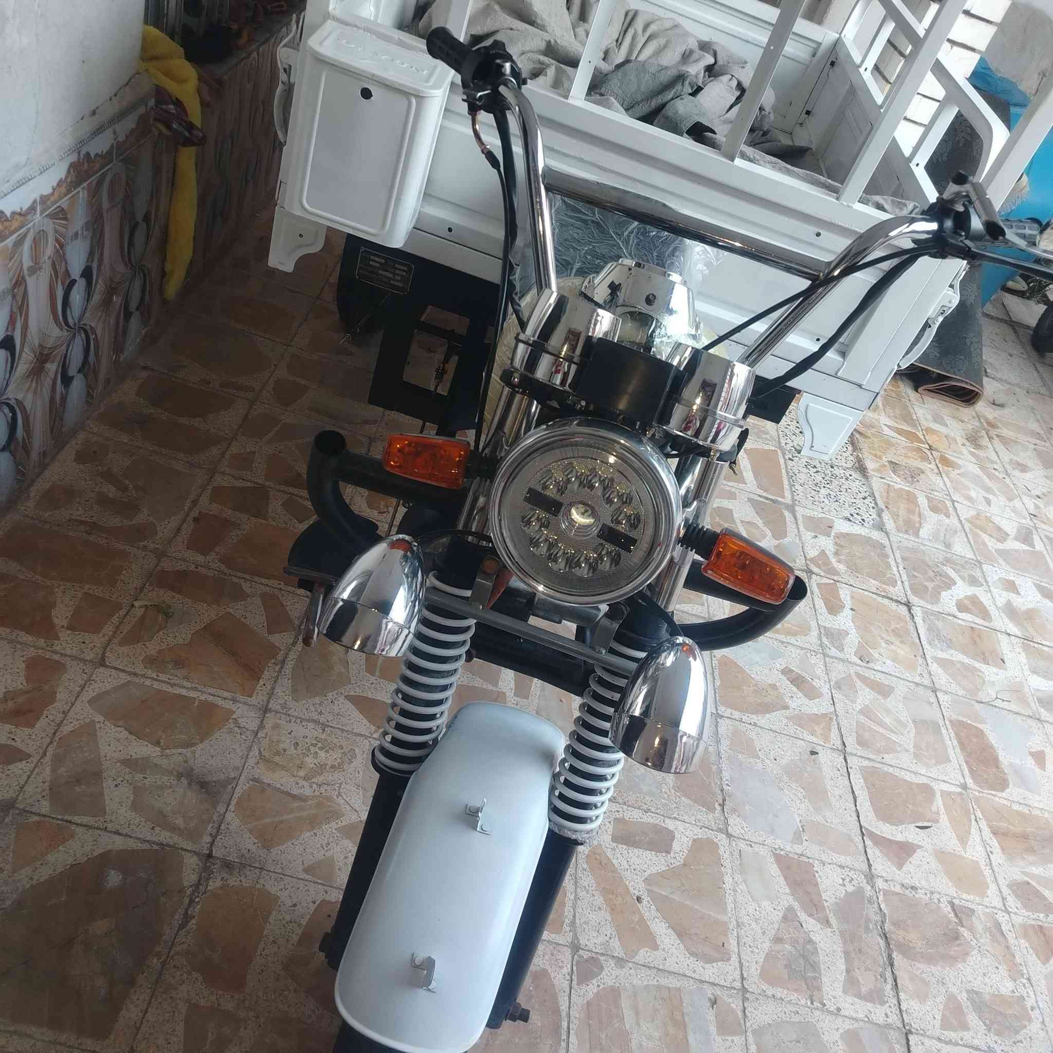 السلام عليكم ستوته للبيع موديل 20 تهم عمره كلها شغاله ناصريه مركز مو شرا ي لا يراسلص*********** اوراقها وكيل
