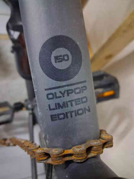 بايسكل للبيع نظافه ٩٠%
نقص عكرب تبديل كلة بلاد 
السعر ١٥٠ بي مجال قليل 
للتواصل اتصل على الرقم 
***********
