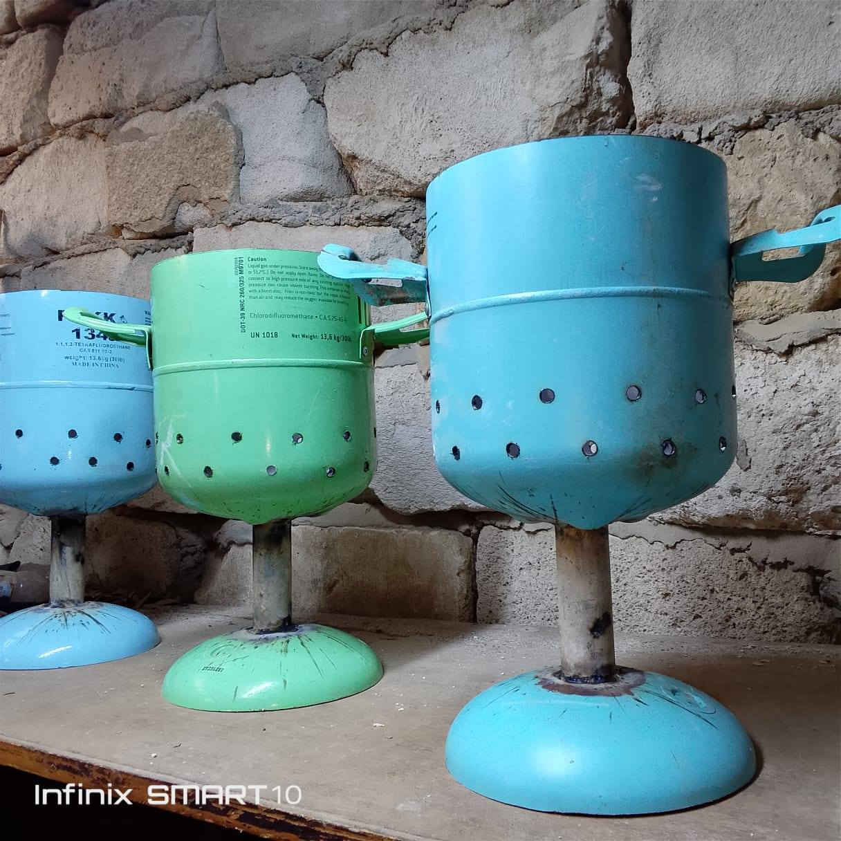 السلام عليكم أحبائي الكرام مناقل فحم درجة اولا خلصت وجبة وبقن 3 الحاب هيج شي يجي خاص واني بخدمة الطيبين مكاني بغداد تقاطع النهروان (***********)او(***********)
