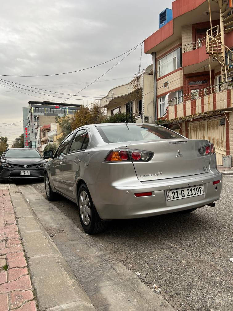 لانسەر قرش سەیارەکە جوان و بێ مەسرەفە و مەکینە گەورەیە مۆدێل ٢٠١٦. هەموو شتێکی لە وێنەکاندا دیارە.
 بۆ نرخ و هەر پرسیارێک پەیوەندی بکە بە

*********** السليمانية, العراق
