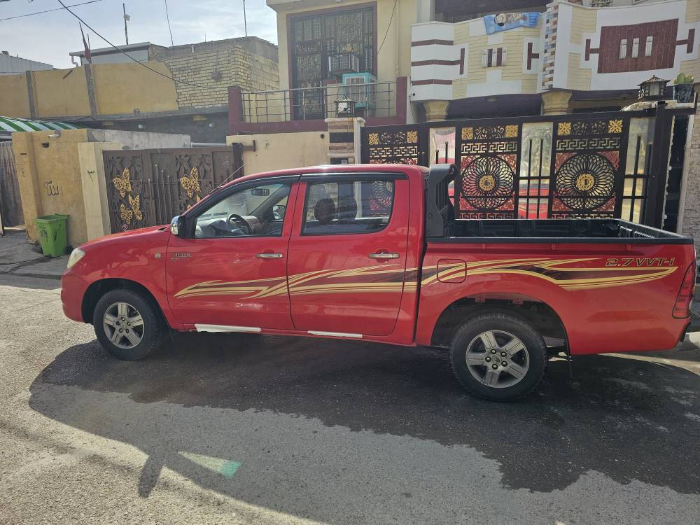 ‎تيوتا 2010 رقم بغداد كير اوتماتيك نضيفه ***********///***********‎ بغداد, العراق
