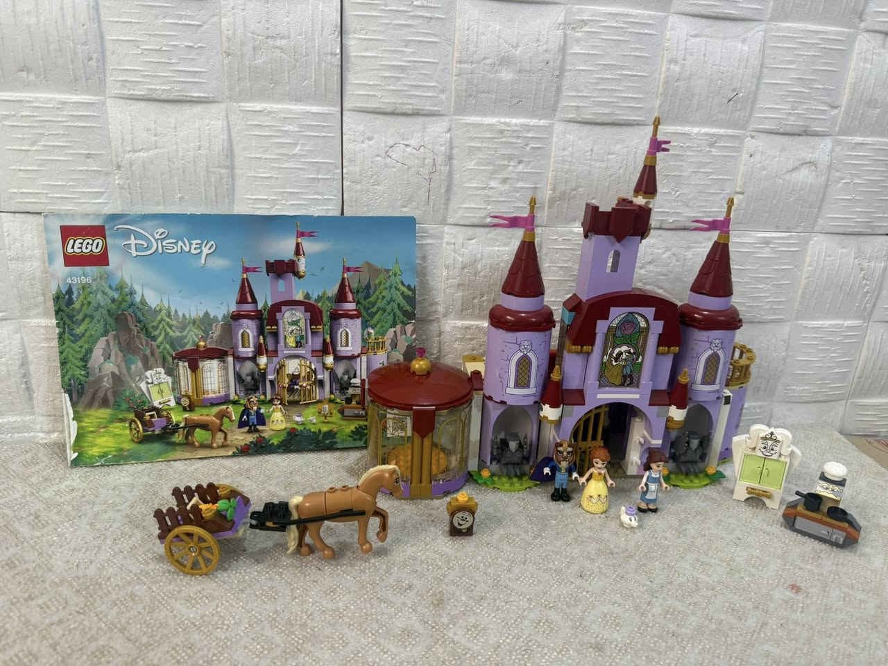 ليكو اصلي مختوم 
من كارتون ❤️الحسناء والوحش❤️
بي نقص كم قطعه الي هي باب القصر واضحه بالصور 
والشمعه ايضاً نقص 
مماثرات ع الشكل 
السعر ٣٠ الف


**إذا كنت صاحب هذا الإعلان وتريد حذفه لأي سبب، رجاءا أرسل رسالة إلى الدعم الفني**