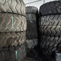 تايرات مستوردة • مقاسات مختلفة • نجف