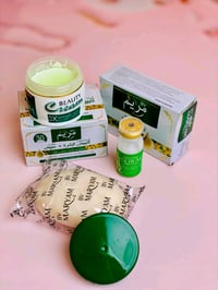 بكج عناية البشرة من مريم - يتضمن كريم تفتيح البشرة 3X لتعزيز لون البشر...