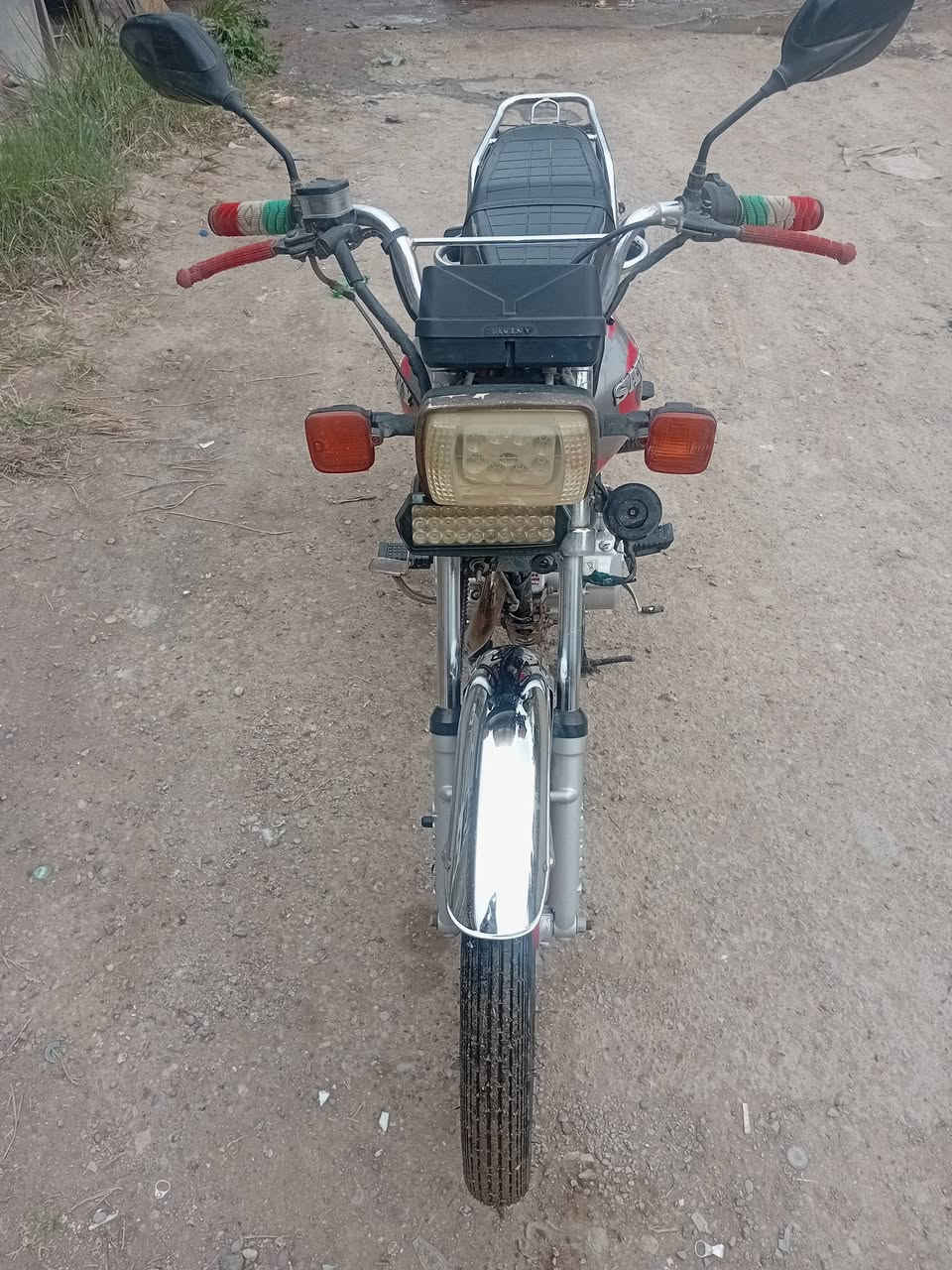 دراجه ايراني للبيع موديل 20 دراجه نضيفه كلش مكاني بغداد ***********
