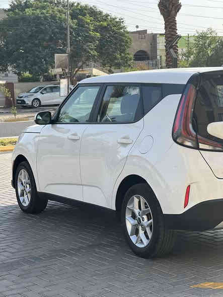 يا الله
السلام عليكم 
لبيع كيا صول موديل 2023
رقم اربيل ترقيم جديد تريد تحويل تريد وكاله حاضر
موصفات
 فول تحكم ستيرن 
مثبت سرعه
قياده ذاتيه
رادار امامي 
رادار خلفي
رادار جانبي
نقاط عمياء
تحديد مسار
وضعيات قياده 2
دشبول دجتل 
توقف ذاتي
كامره خلفيه دواره
ويل گب
محرك 2000 دوش 💪🏻💪🏻
شواصي كير محرك السياره كلها كفاله
صبغ بنيد فقط👍🏻
صور الحادث بلمنشور 👇🏻
السعر: 157$وبيها مجال حك جيه
الموقع: بغداد الكاظميه جكوك
للستفسار:***********
