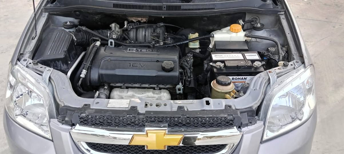 سلام عليكم اخوان
افيو للبيع 
مديل 2008 
رقم اربيل شرط التحويل والغرامات 
محرك نضيف كير نضيف كير عادي 
طخم تاير جديد 
شاشه وسستم سماعات عليها 
تخمها نضيف 
سياره بيها احزام صبغ بدون دواخل 
سياره احلى من الصور ونضيفه مال ببت 
مكان السياره موصل حي سومر 
*********** 
***********
