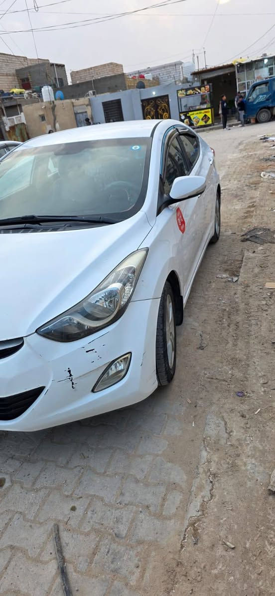 سلام عليكم ورحمه الله وبركاته 

انتره موديل 13

كفاله من ضربه القويه 

سياره خير من الله 

حلوه سياره احلا من صوره 

بيه كارتين زغار  إصبعين

تبريد كير مكينه حداديه كله مكفول تجي تفحص وشوف بعينك مكينه خرسه 

سعر 115 وبيه مجال 
***********
