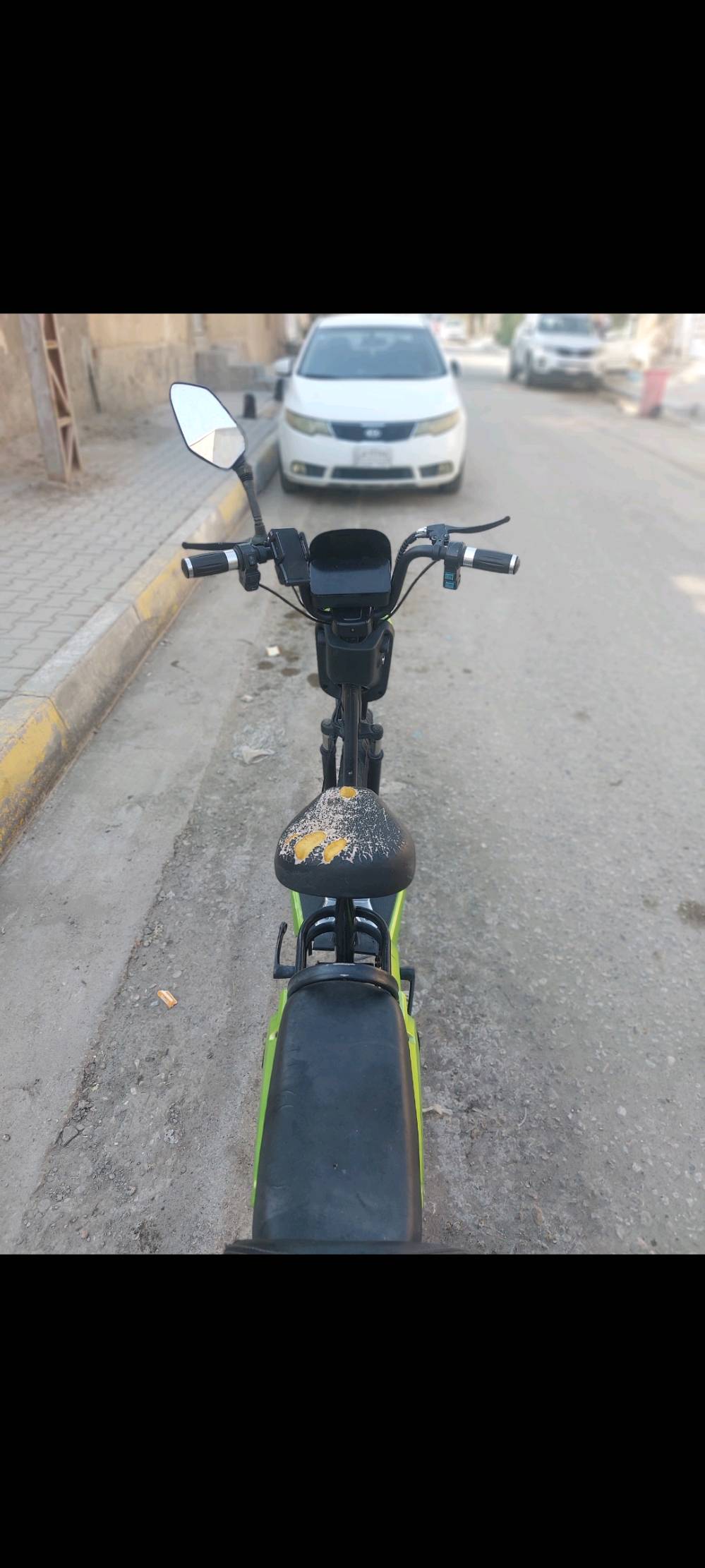 ​معلومات المنتج:
​الحاجة: بايسكل شحن
​اسم الحاجة: بايسكل شحن حجم 20
​الشركة: الريان RAYAN
​الموديل: 2024
​قدرة الملف: 800W
​المواصفات:
​شاشة ديجيتال تحدد العطل، يحتوي على أربع سرع، دبل أمامي دهن، دبل خلفي غاز، يحتوي على مسجل MP3، الضوء عالي ناصي رماش LED، يحتوي على ستاند موبايل، يحتوي على منفذ USB لشحن الهاتف وأشياء أخرى، يحتوي على حساس بريك، يحتوي على مثبت سرعة.
​التواصل:
​الموقع: كربلاء
​رقم الهاتف: ***********